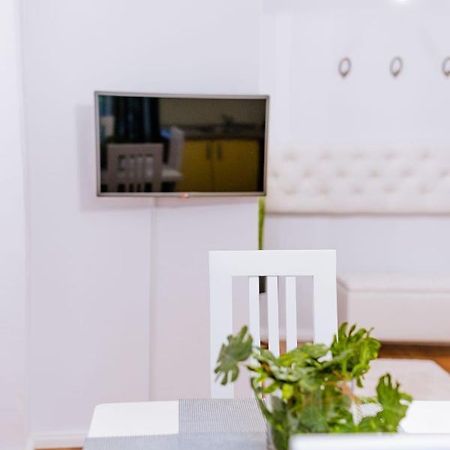 Eunice Apartament Oradea Exteriér fotografie
