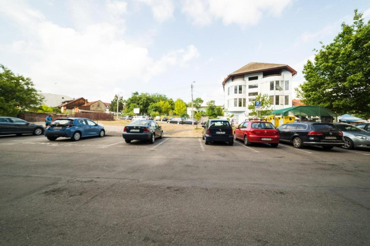 Eunice Apartament Oradea Exteriér fotografie